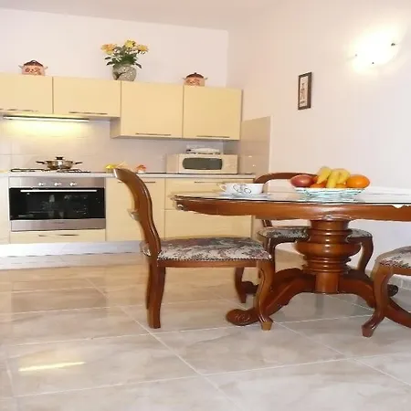 Szálloda Sanjin 3*