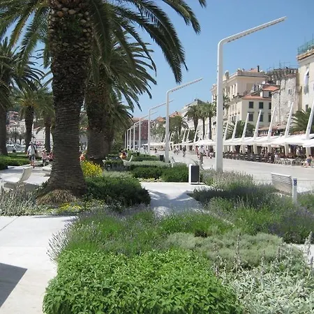 Hotel Sanjin Split
